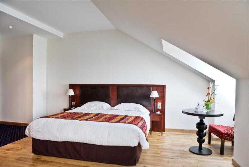 Le Mauritia Hotel Et Spa Pornic Szoba fotó